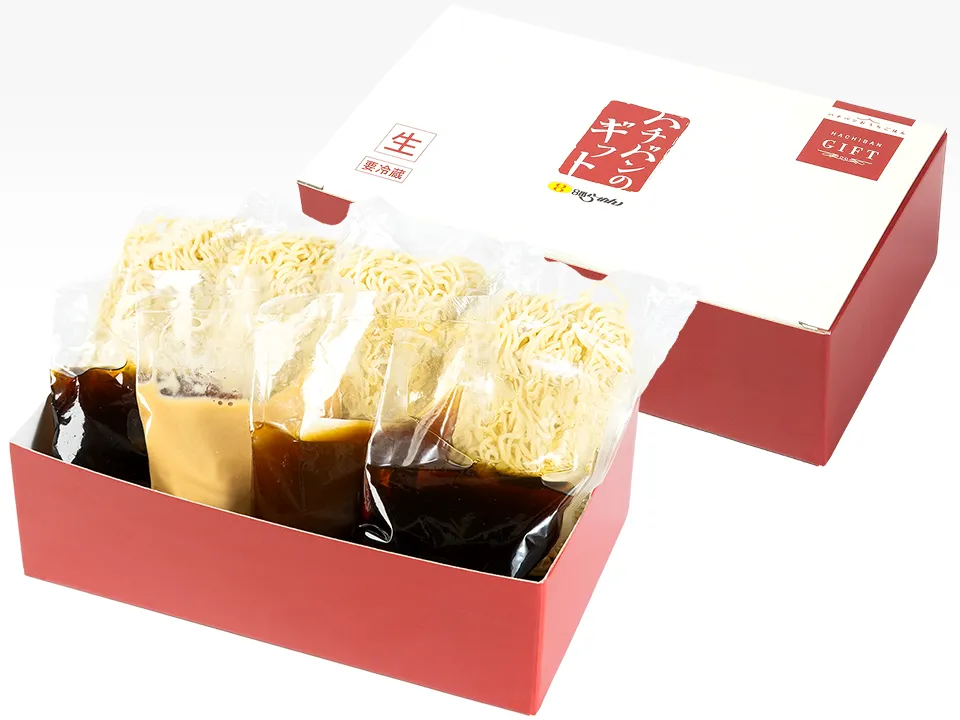 箱の画像。外箱と、蓋が開いてセット内容がわかる写真。